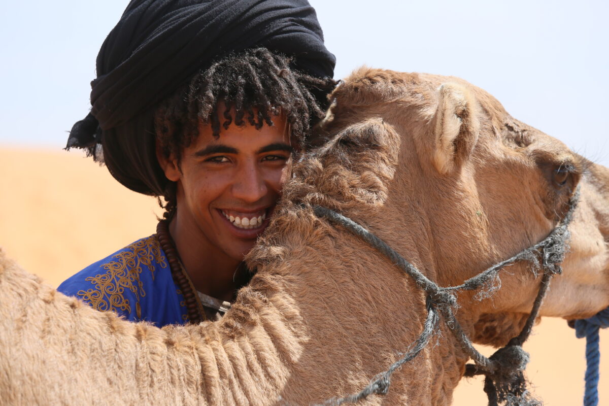 visit of nomads in desert of Morocco